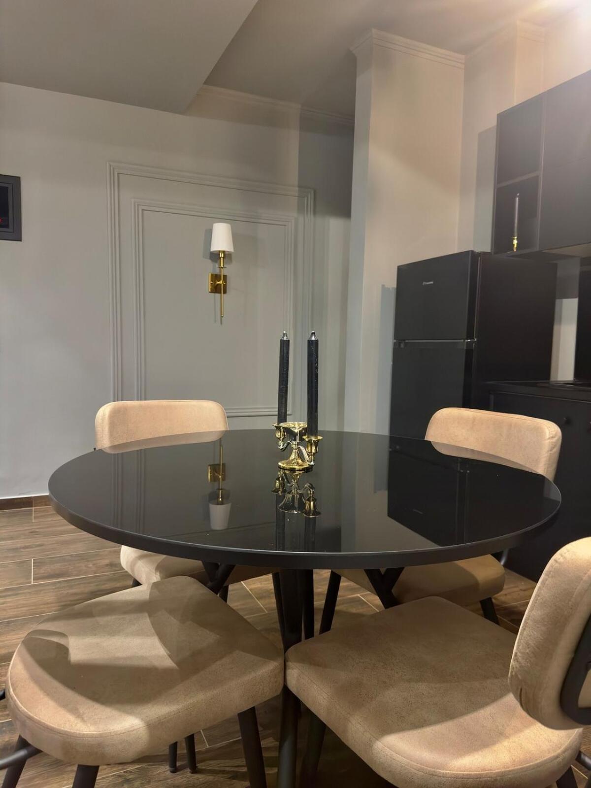 Individualliving 4 Excellent Location! ! ! Apartment *